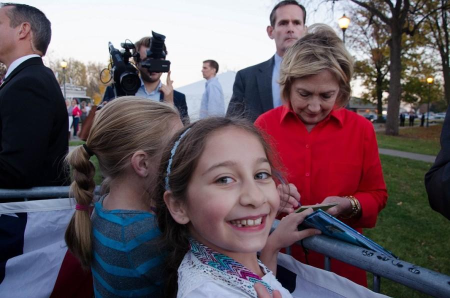 Clinton+draws+young+voters+at+Coralville+event