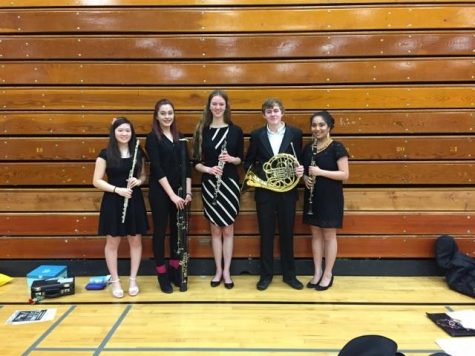 From left to right: Amy Yan 17 (flute), Kamea Holmes 17 (bassoon), Hope Anderson 16 (oboe), Ned Furlong 17 (french horn), Anoushka Divekar 16 (clarinet)