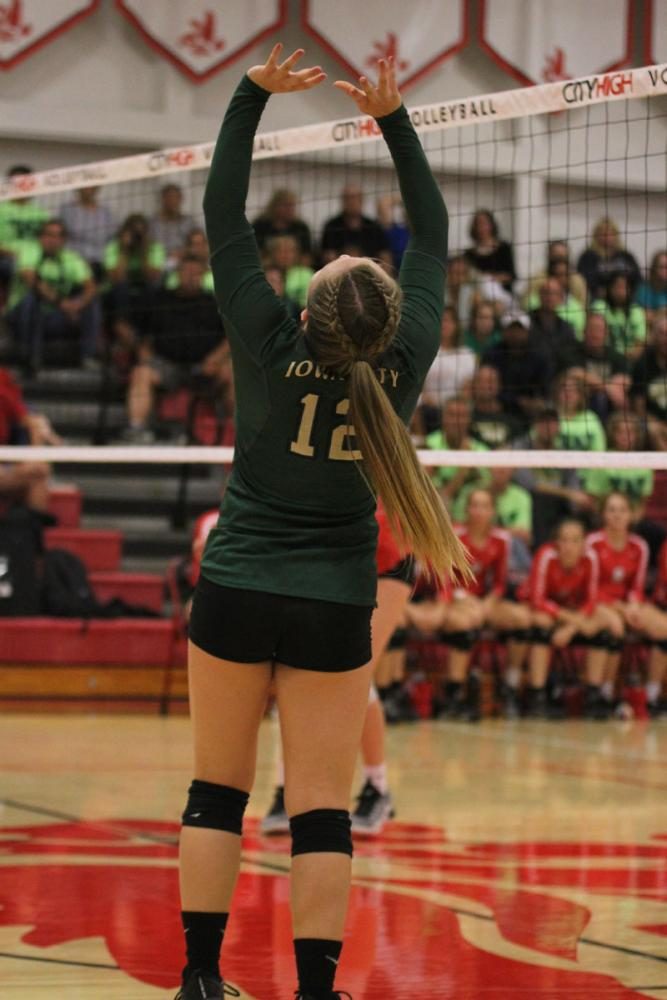 Katie Severt '19 sets the ball up for a spike on Tuesday, Sep. 5.