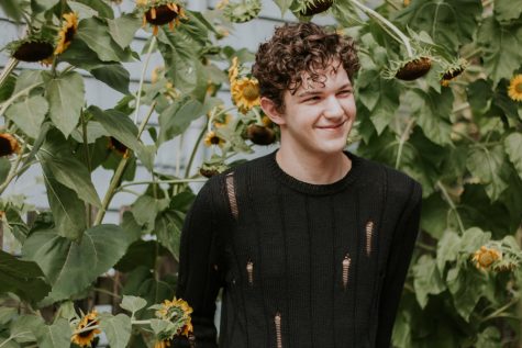 Fashion Friday: Jackson Elkins ’18