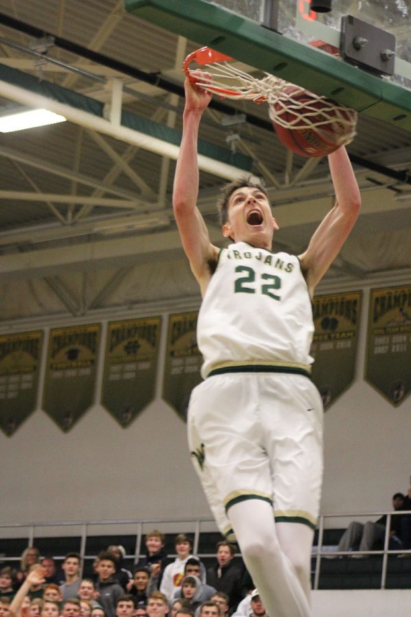 Patrick McCaffery '19 dunks the ball on Thursday, Nov. 30. 