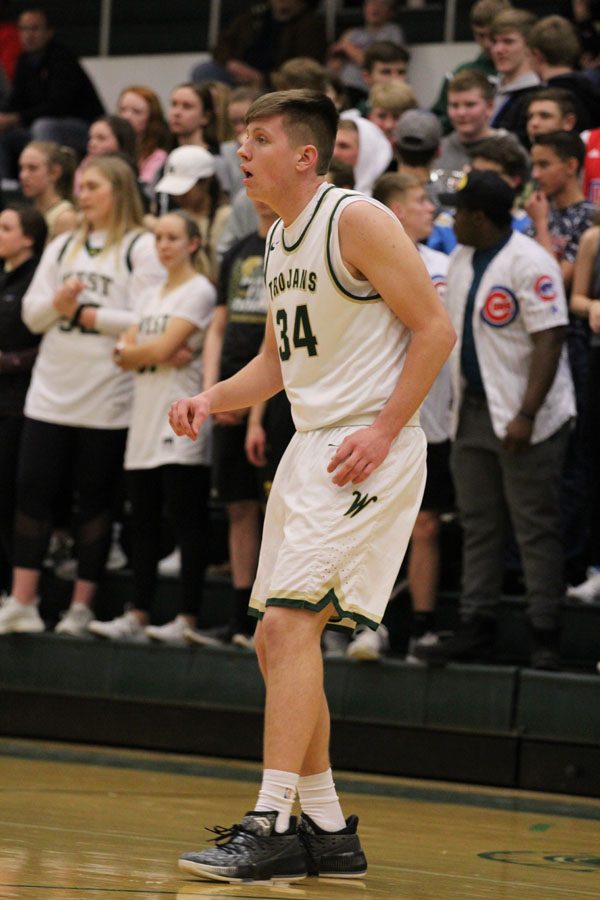 Jayson Barnes '18 waits for a pass during the second half of the game on Friday, Feb. 23.