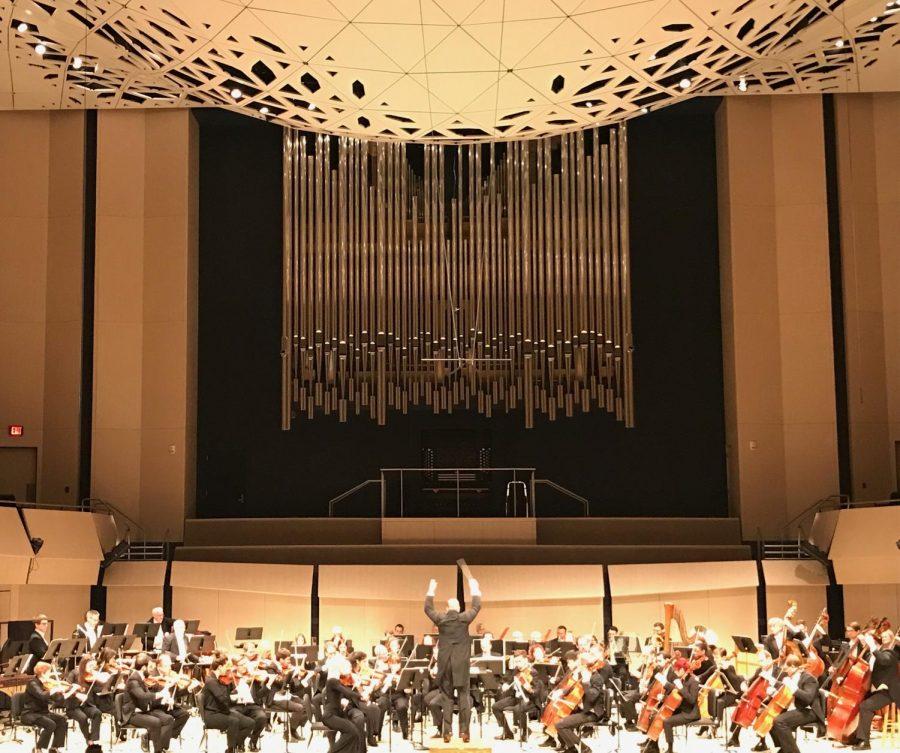 On May 4, Orchestra Iowa performed at Voxman Music Building showcasing Joyce Yang on the piano and Timothy Hankewich s conducting.