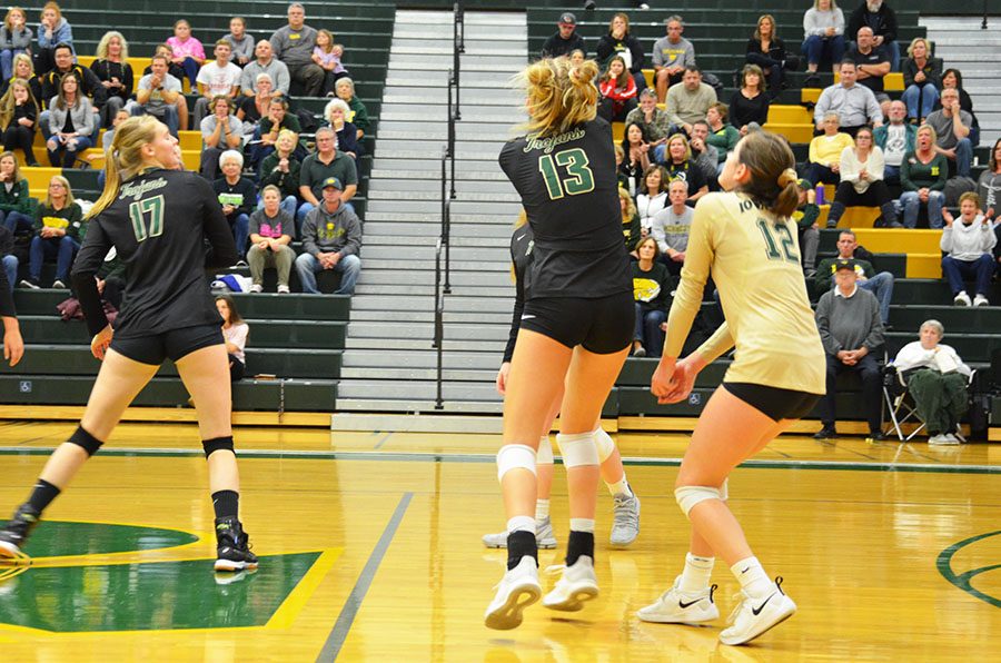 Claire Overton '19 takes a pass from Katherine Kouba '22 on Wednesday, Oct. 17.