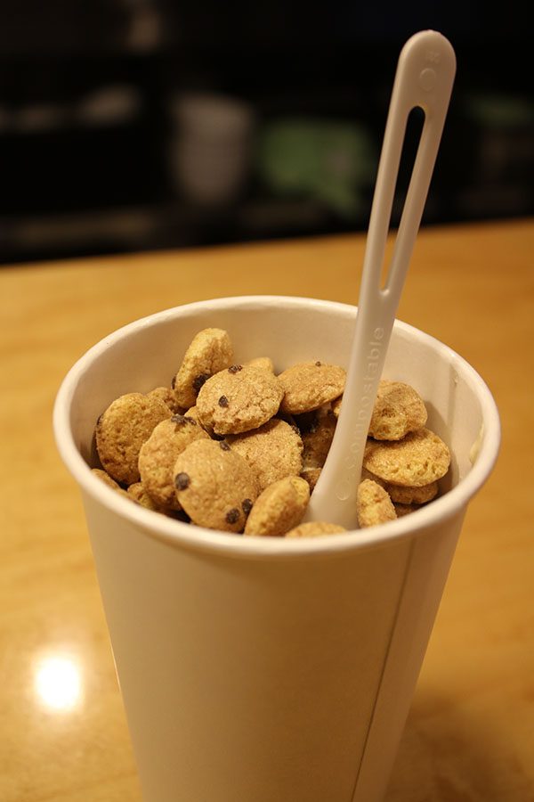 Melk also offers to-go cereal shakes accompanied with a compostable spoon. 