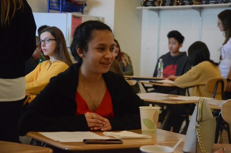 Maria Fernanda Perez ‘21 speaks to other students about the difficulties and stereotypes she has faced by being a Latinx student.