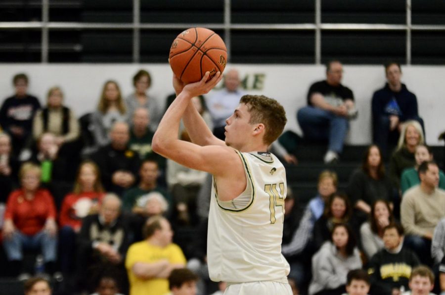 Nick Peppin '20 takes a freethrow in the fourth quarter against Linn-Mar on Dec. 20. 