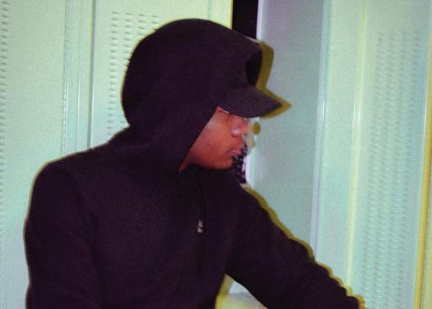 Amar Idris '20 is an ardent DJ, who enjoys mixing together music and making others dance. He has traveled across the states to DJ at multiple different parties and events, and he continues to do so even after moving to Iowa.