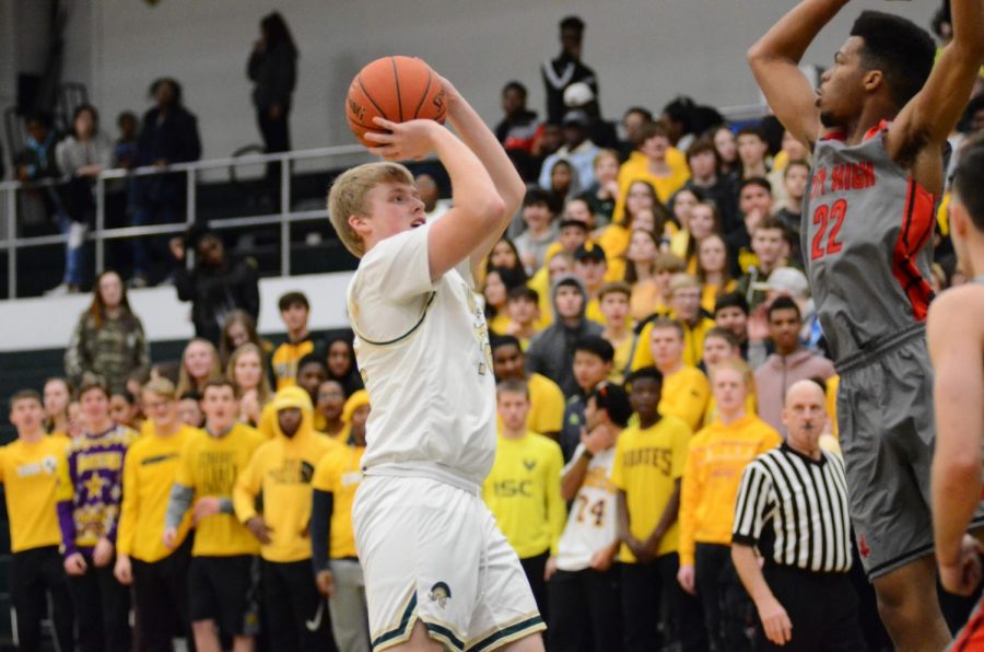 Aidan Terill '21 takes a free-throw length shot Jan. 31. 