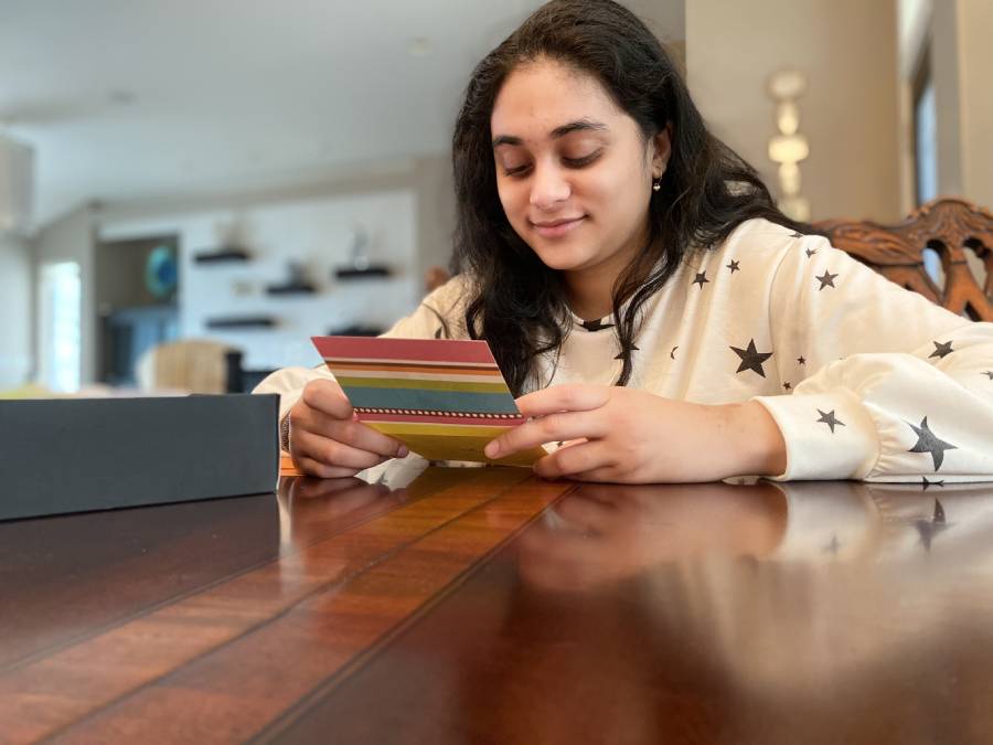 As she reads a letter from her friend, Fareeha Ahmad ‘21 can’t help but smile. Ahmad keeps a box of all the cards she’s received over the years and looks back at them when she needs some cheering up. “Whenever I’m having a bad day or feeling low, I can open it up and see the notes people have written for me in the past.”