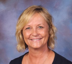 Julie Peterson: Cafeteria manager