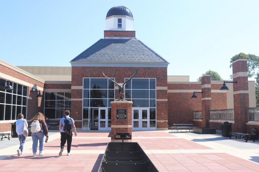 Outside the new lunch room in City High is an entrance way with a Little Hawk statue standing proudly in the center. This statue was donated by a family in  memory of Calder Wells and other students who have passed away. 