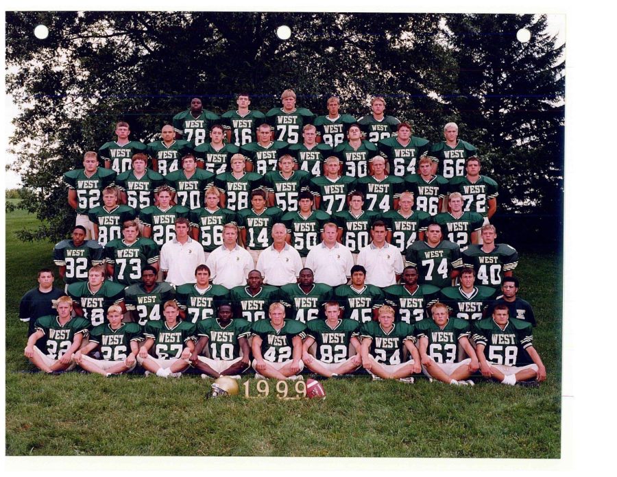 1999 4A State Champion team photo.