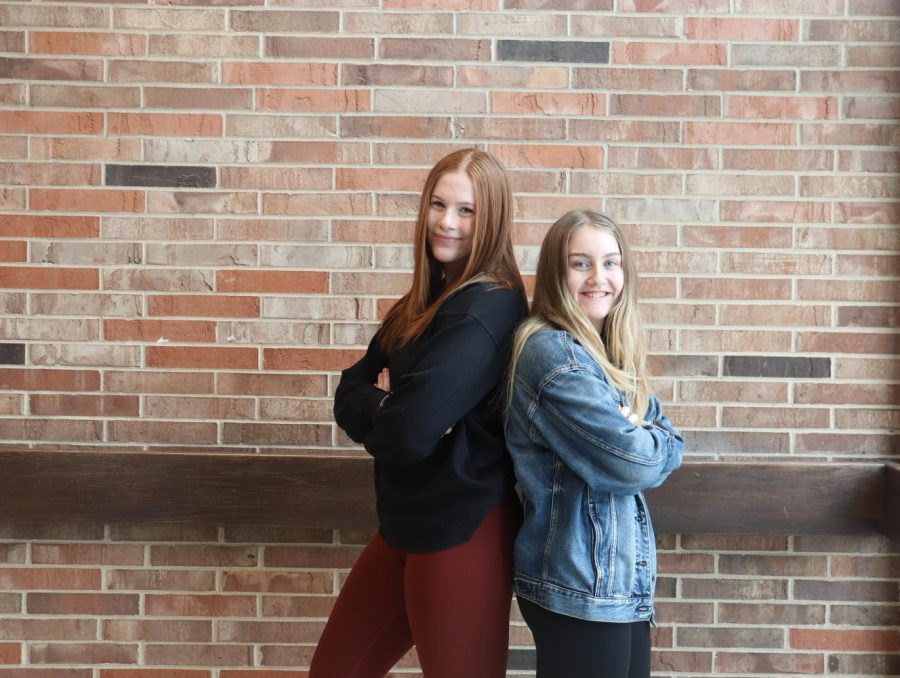 Ava Graf ‘23 (left) and Emma Graf ‘23 (right) posing for a picture. 