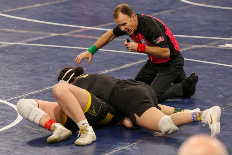 Jannell Avila 23 pins Vinton-Shellsburgs 
Bailey Weeks 22 at the Xtream Arena in Coralville during the 2022 girls state wrestling tournament on Jan. 22.  