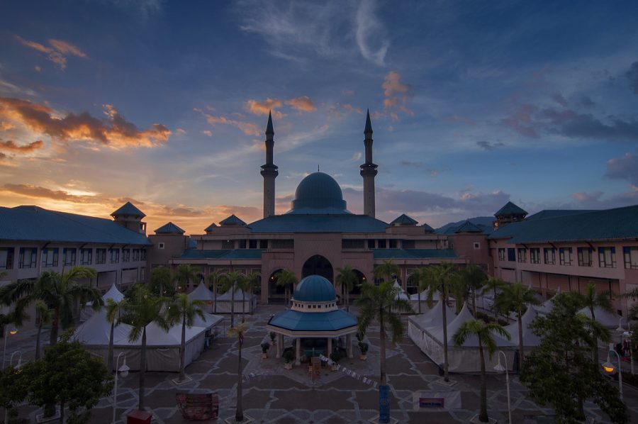 International Islamic University Malaysia by asyraaf.azahari is marked with CC BY-NC-SA 2.0.