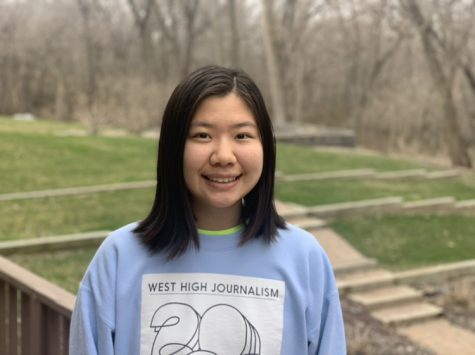 Columns Editor Helen Zhang ’22 discusses the importance of recognizing toxic positivity and how to avoid it. 