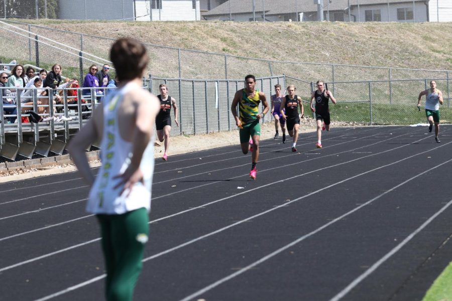 Izaiah Loveless 24 sprints during the 200-portion of the distance medley.  on Apr. 8, 2023. 