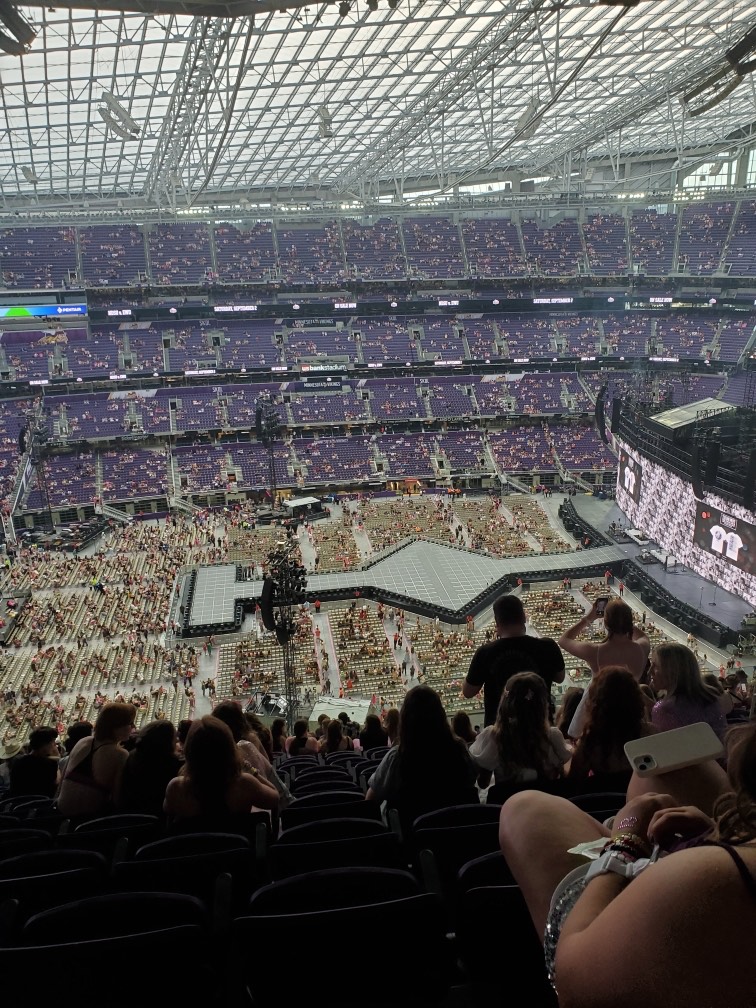 The Minneapolis stage before the concert starts.