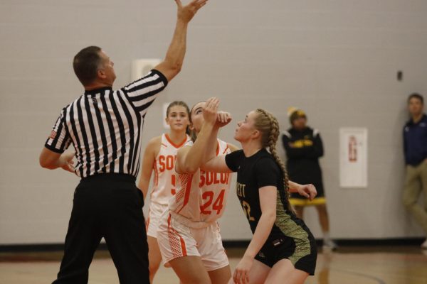 Grace Fincham '26 waits for the jump ball Nov. 22nd at Solon.