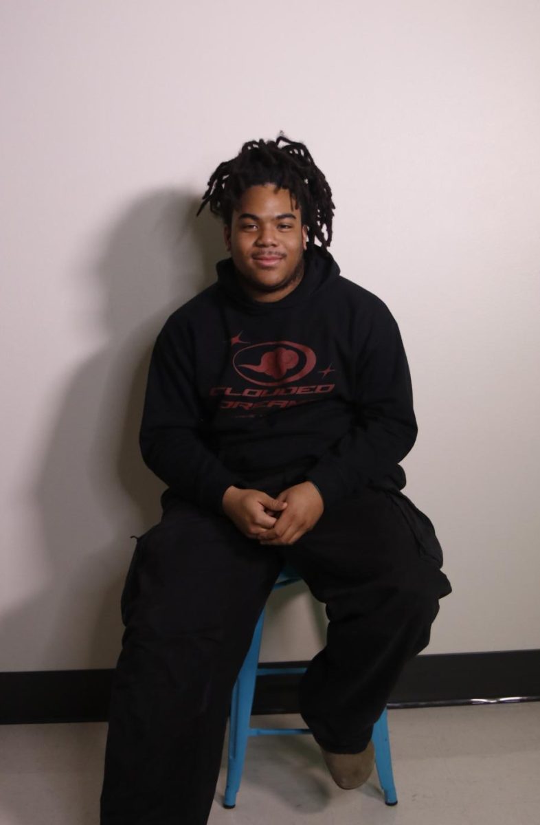 Cy McEachnie '25 always dreamed of starting his own business. Now he owns his clothing line Cloudeddreams. 