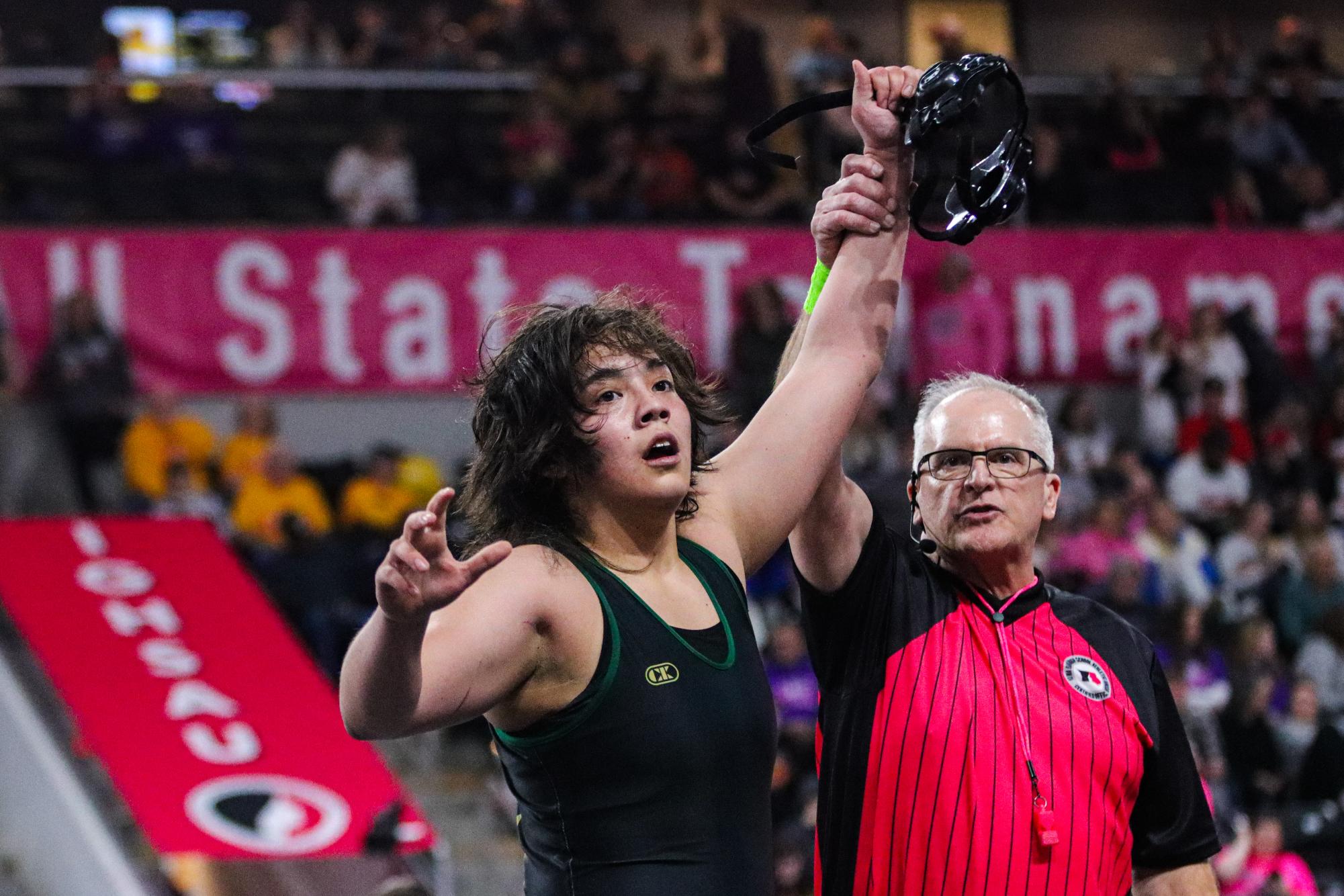After defeating the No. 1 seed in the tournament and the previous state champion in the 190-pound bracket, sophomore Eva Jara moves on to the semifinals. 